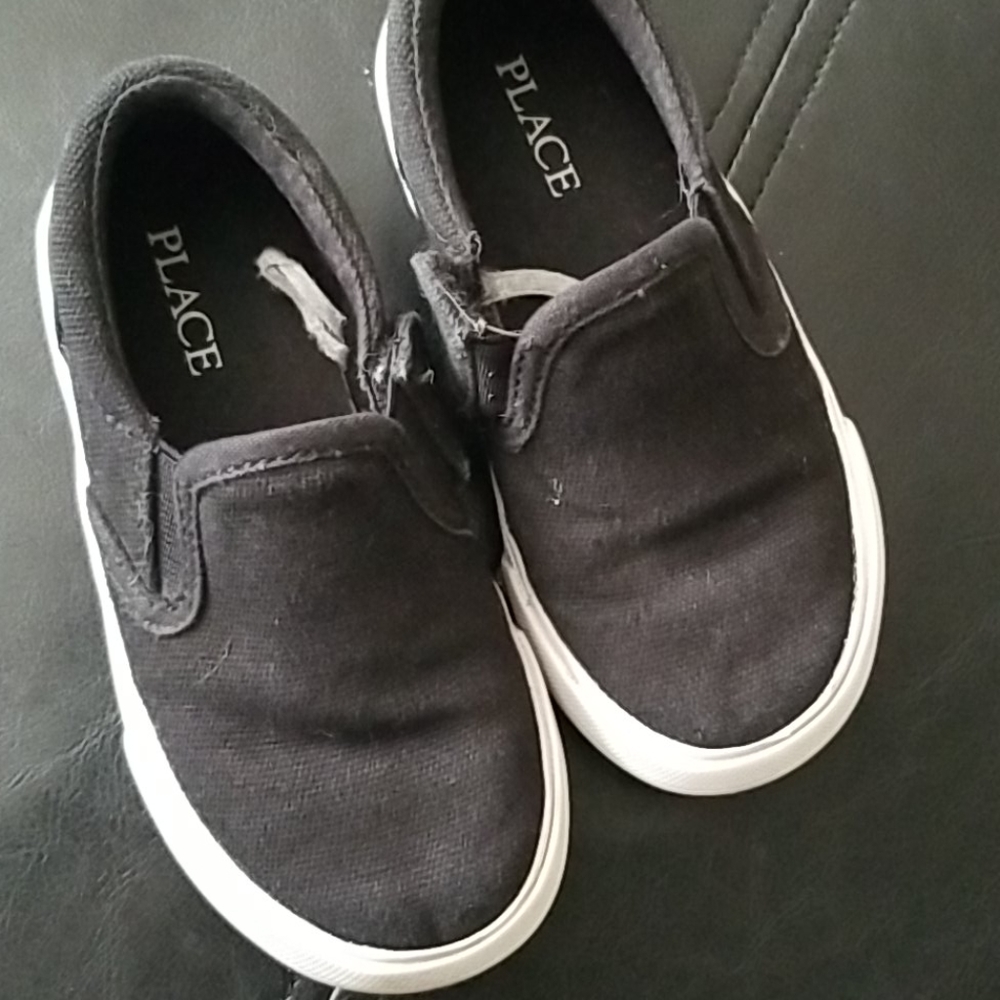 Boys sneakers